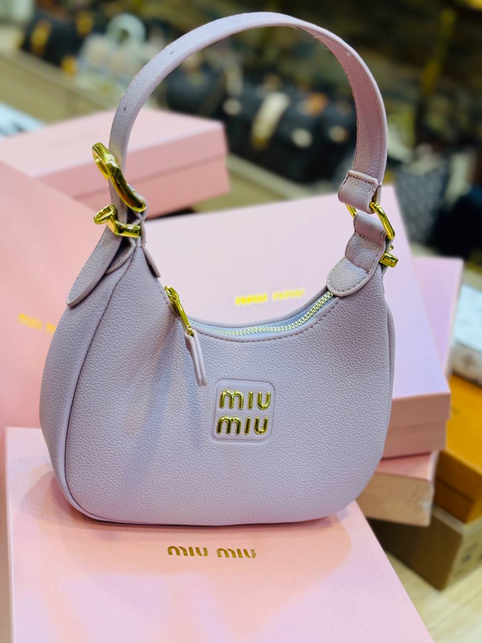 Sac Miu Miu Hobo en cuir pour femme, tendance spray