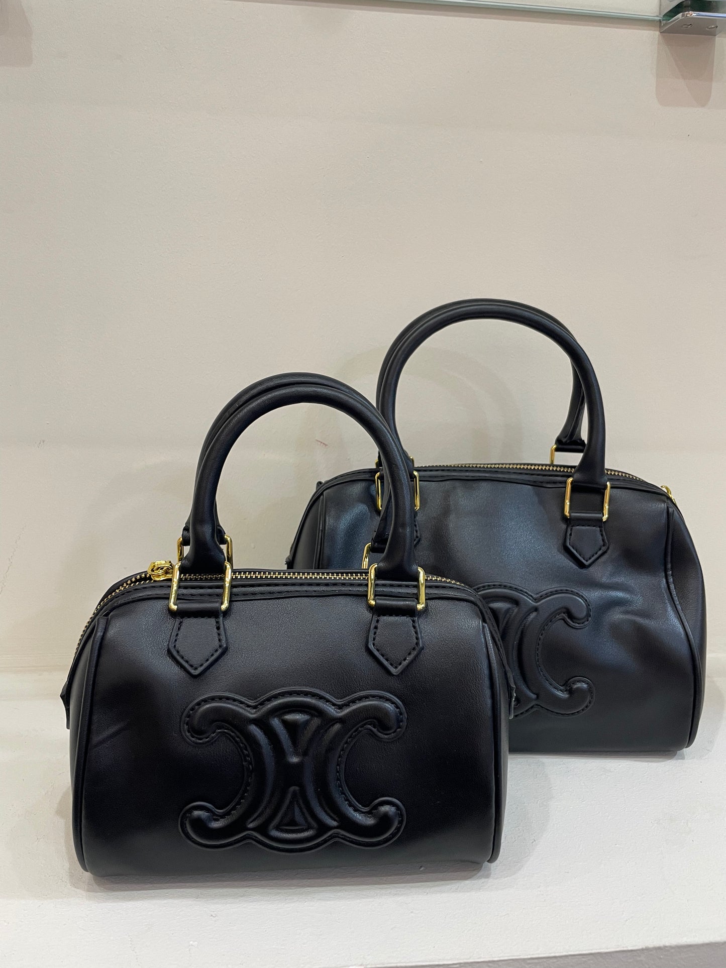 Céline Sac à main Boston Small Triomphe en cuir